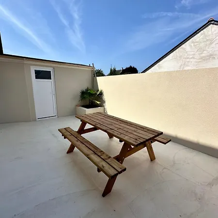 Charmante Maison Avec Terrasse בית נופש אנז'ה