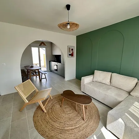 Holiday home Charmante Maison Avec Terrasse