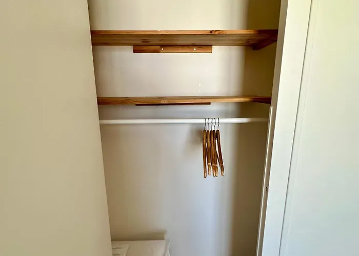 Charmante Maison Avec Terrasse * אנז'ה